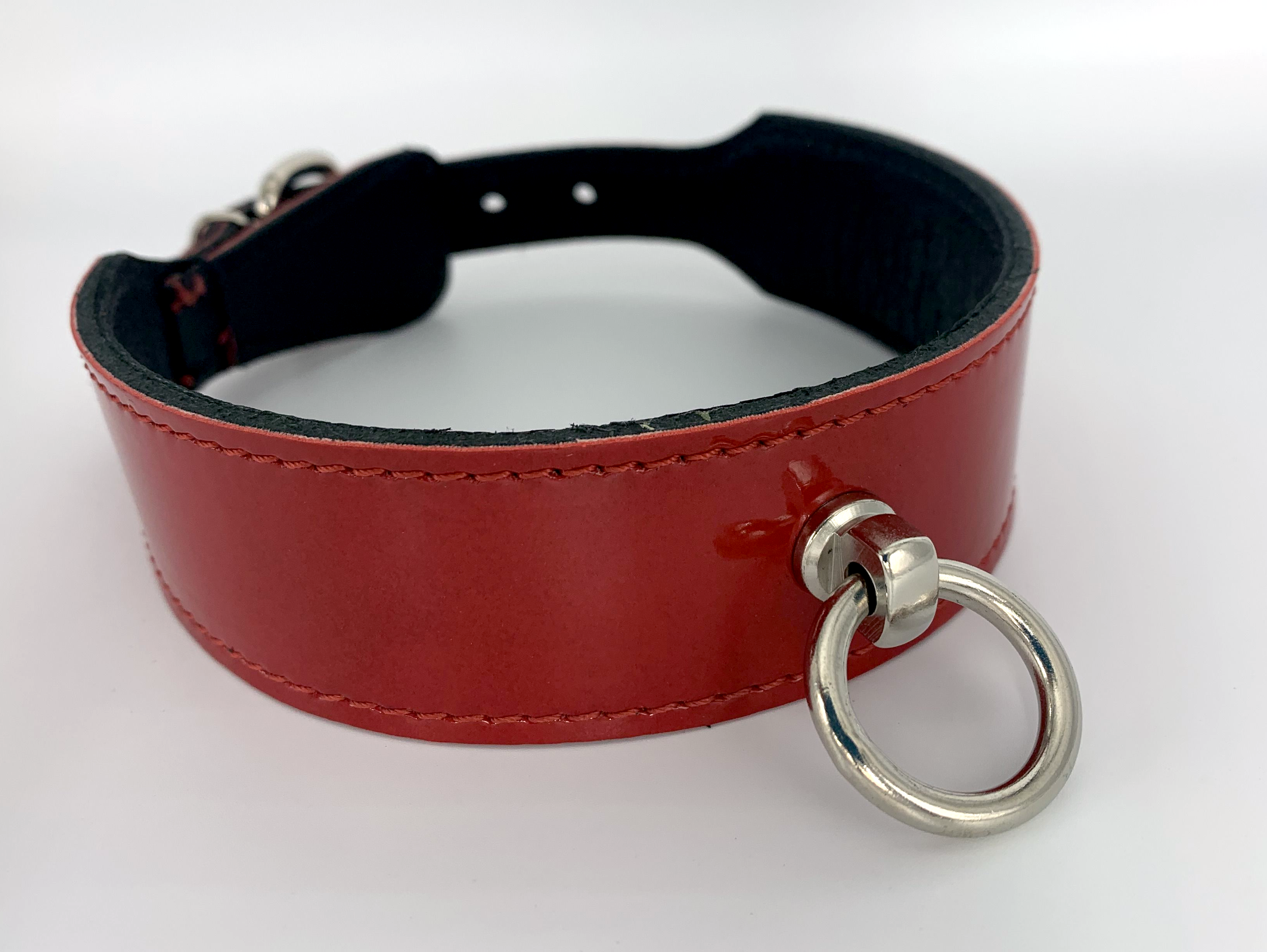 Halsband "Passion" aus rotem Lackleder
