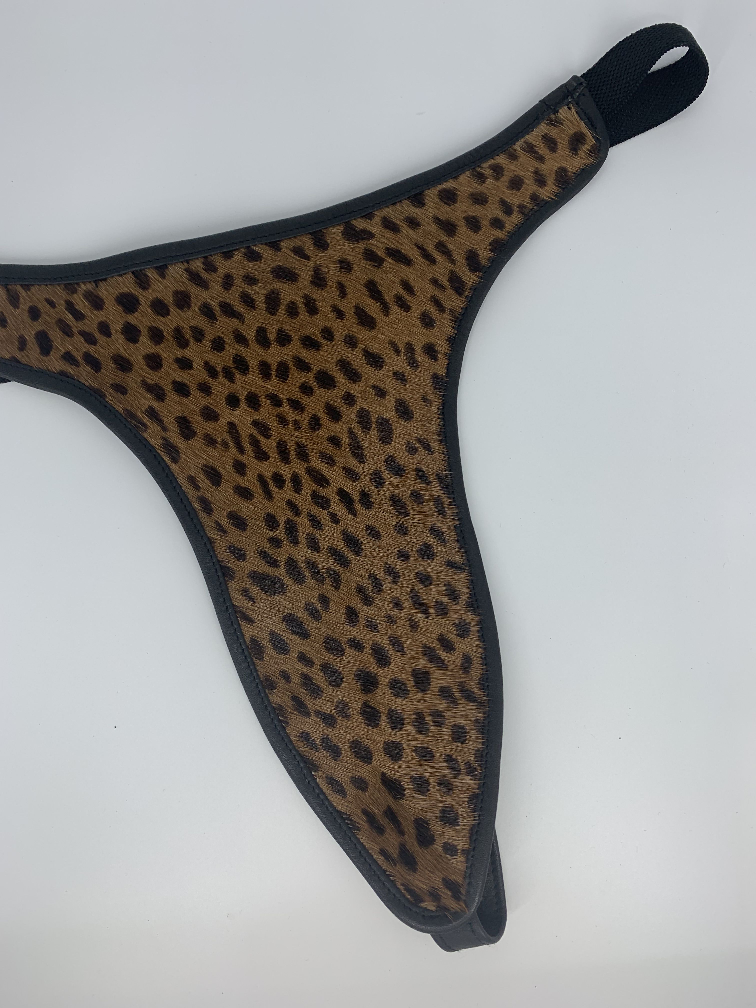 Damen-String Tigeroptik nur noch Größe S