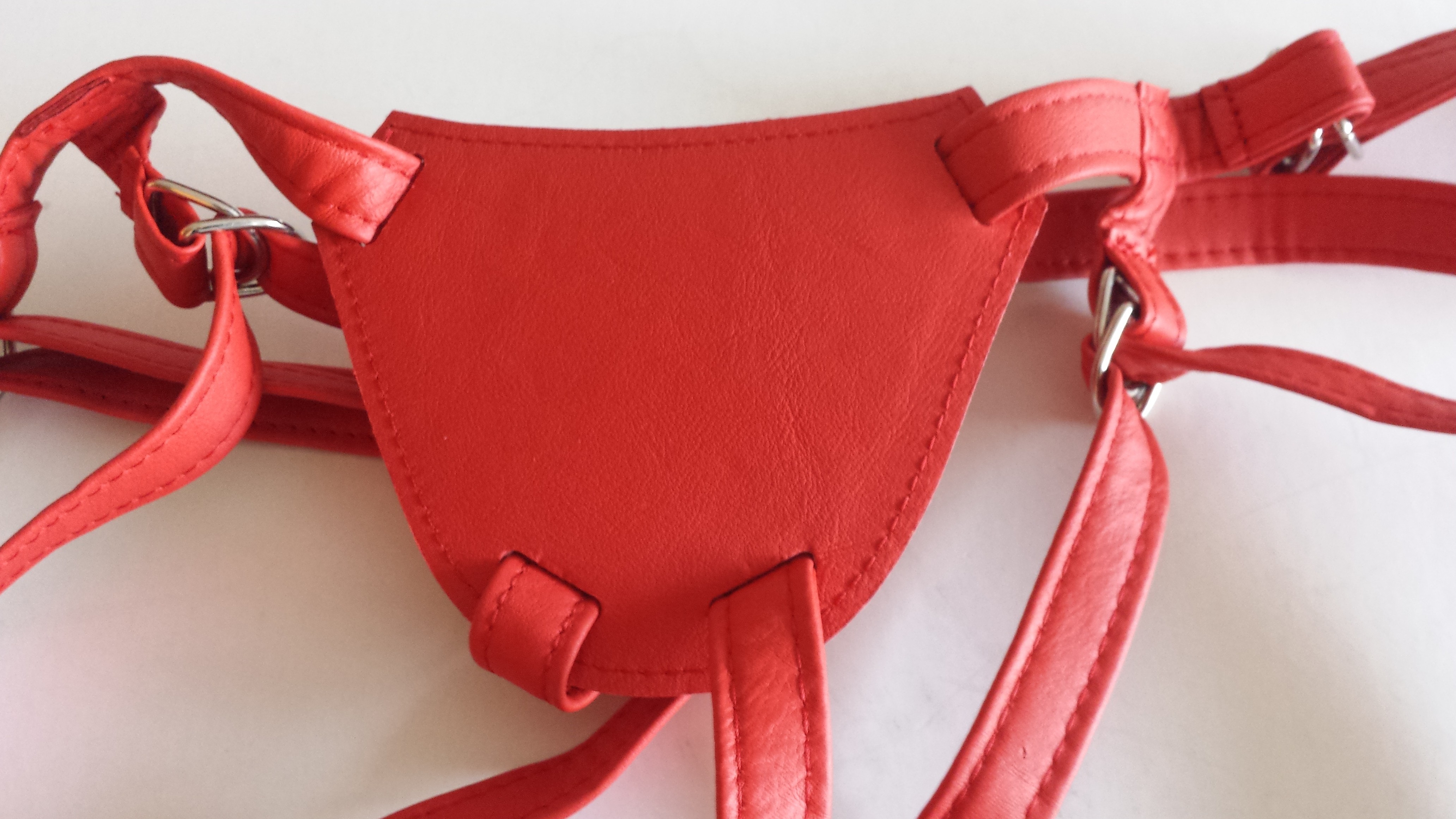 Dildo-Harness Strap on rot