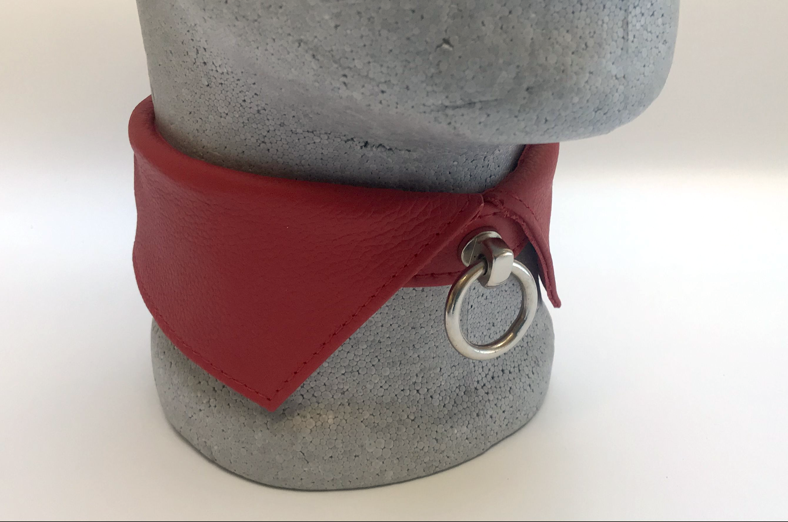 roter Kragen