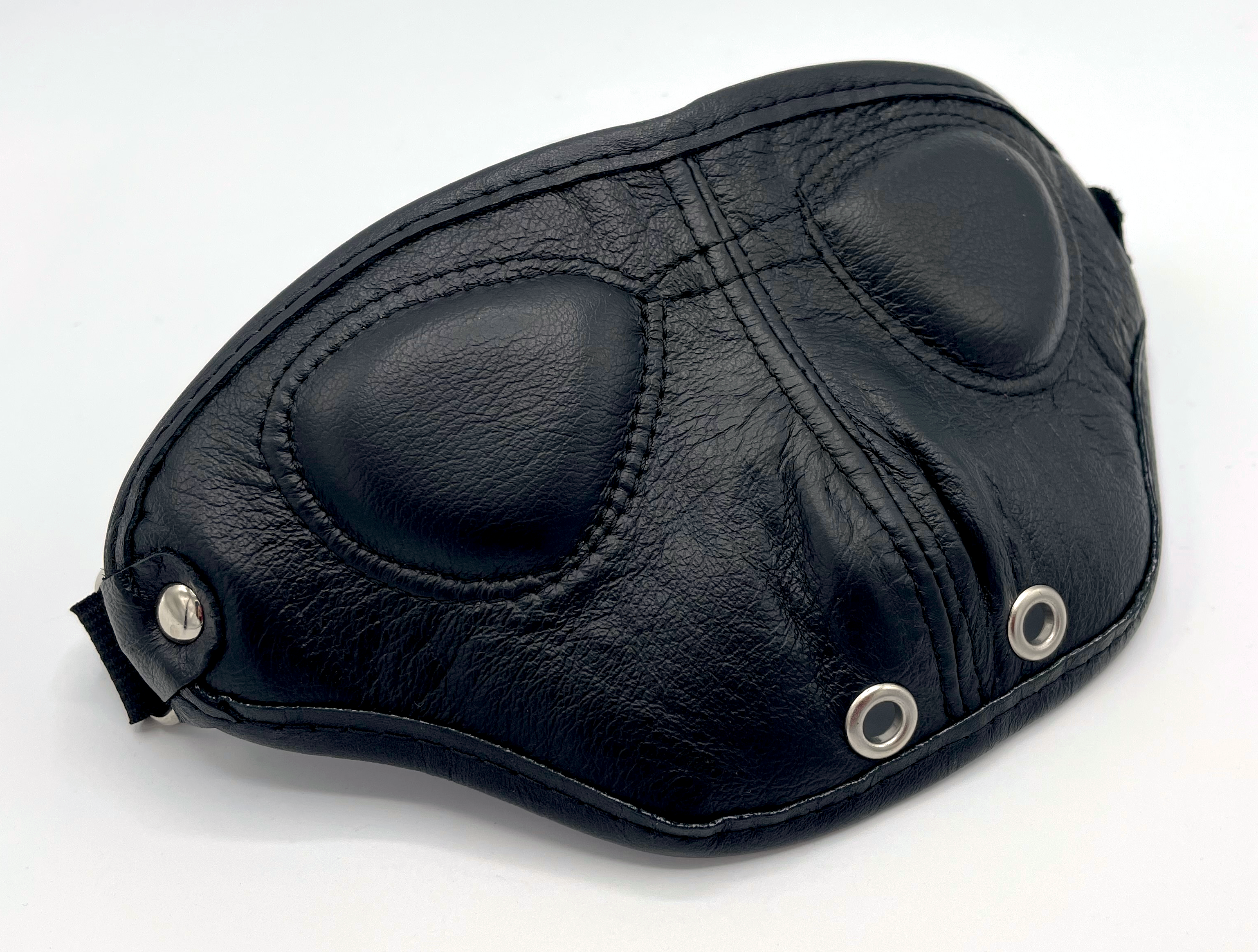 Gesichts-Maske mit Atemösen